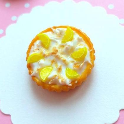 Dollhouse Miniature Lemon Meringue Pie, Fake Food,..