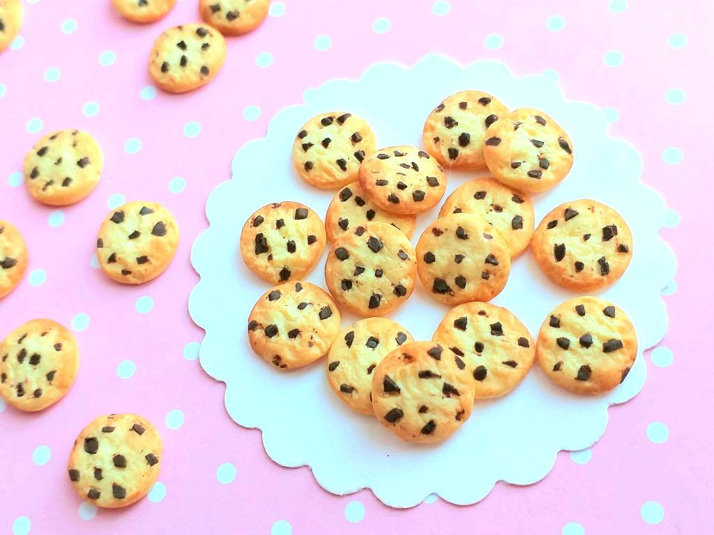 8 Pcs Dollhouse Miniature Chocolate Chip Cookies, Fake Food, Miniature Food, Dollhouse Food, Handmade, Miniature Bakery, Polymer Clay