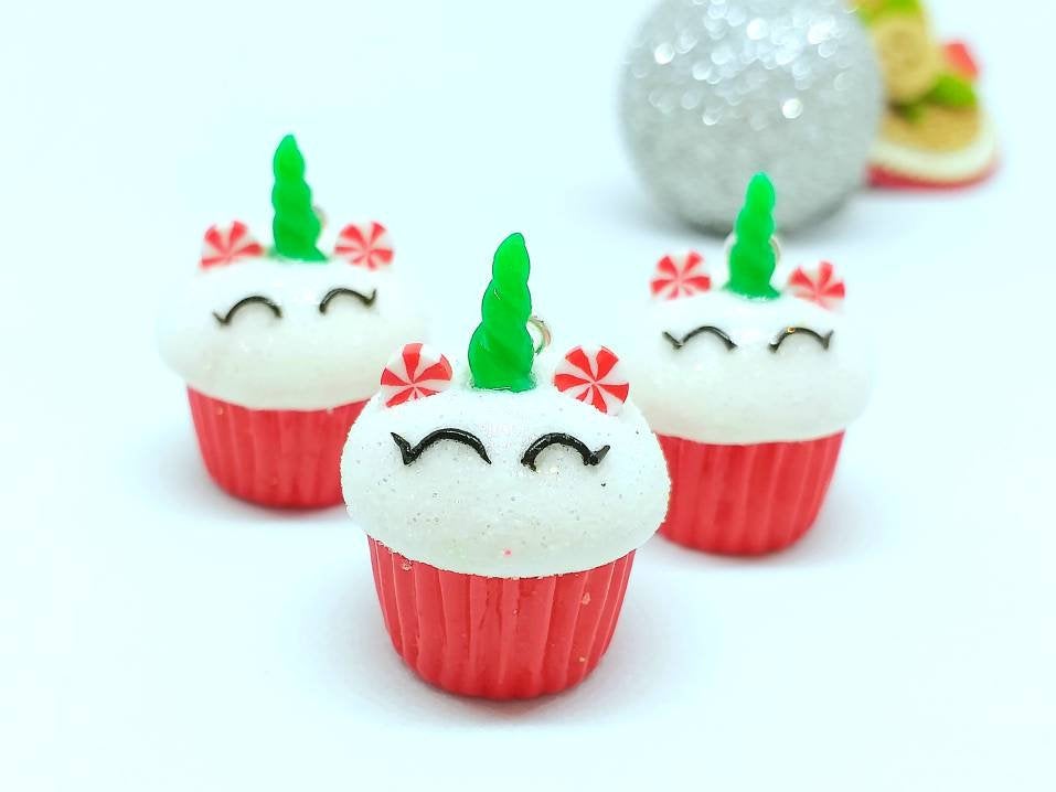 Christmas Cupcake Charm - Miniature Food - Kawaii Charms - Polymer Clay Charms - Food Jewelry - Gift - Necklace Pendant - Food Keychain