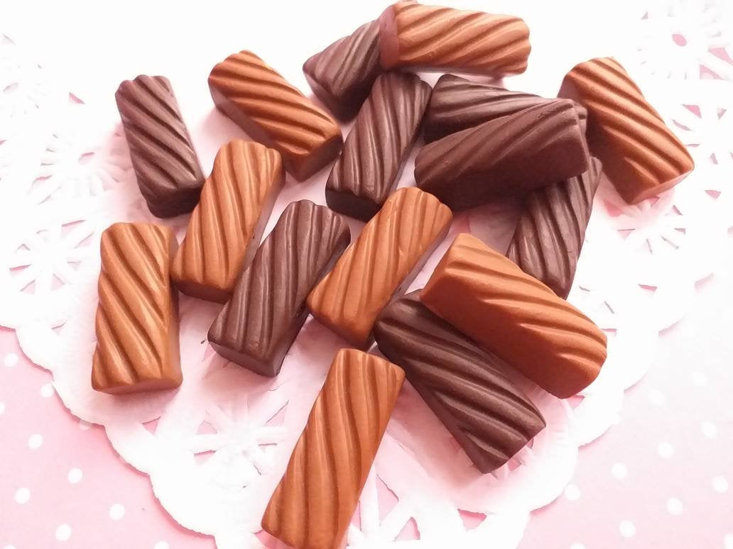 4 Chocolate Flatback Cabochons, Decoden, Diy, Fake Food Cabochons, Slime, Polymer Clay, Phone Case, Craft Supplies