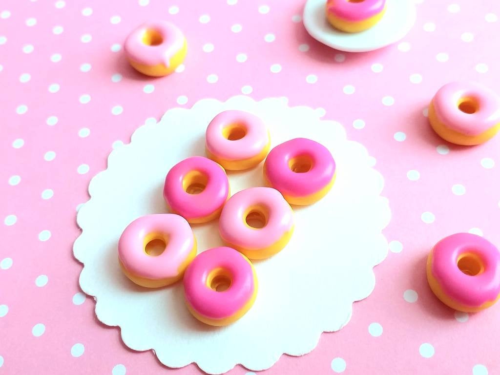 6 Pcs Dollhouse Miniature Pink Donuts, Fake Food, Miniature Food, Dollhouse Food, Handmade, Miniature Bakery, Polymer Clay