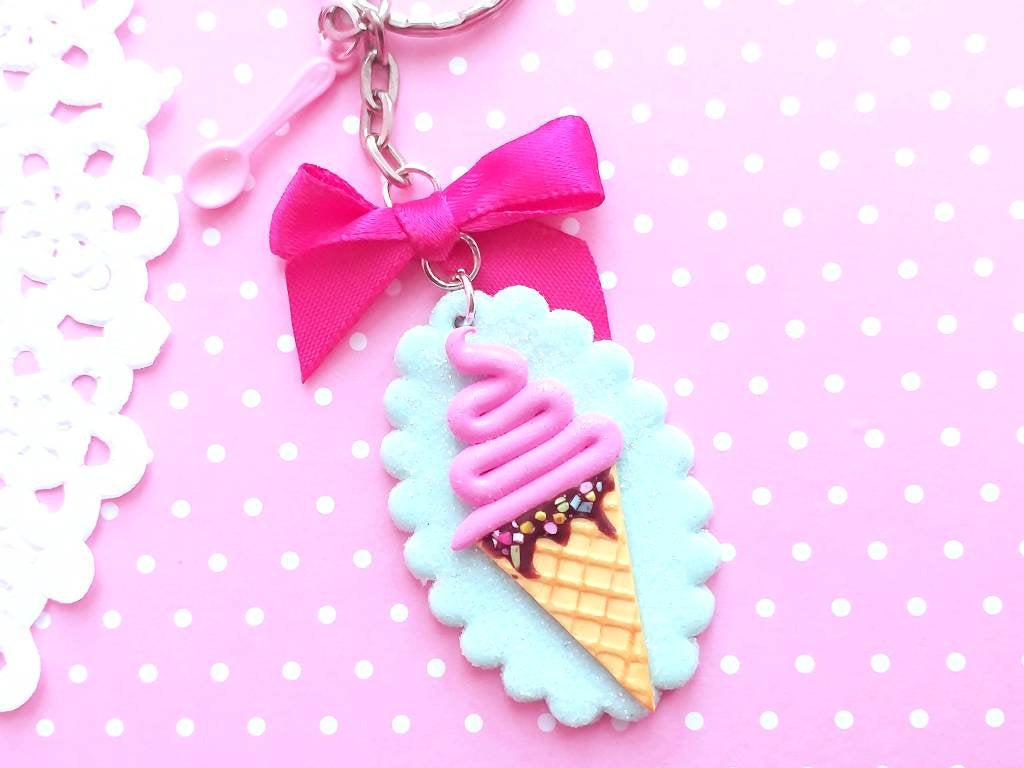 Ice Cream Keychain - Miniature Food - Food Keychains - Kawaii Style - Gift - Clay Food - Summer