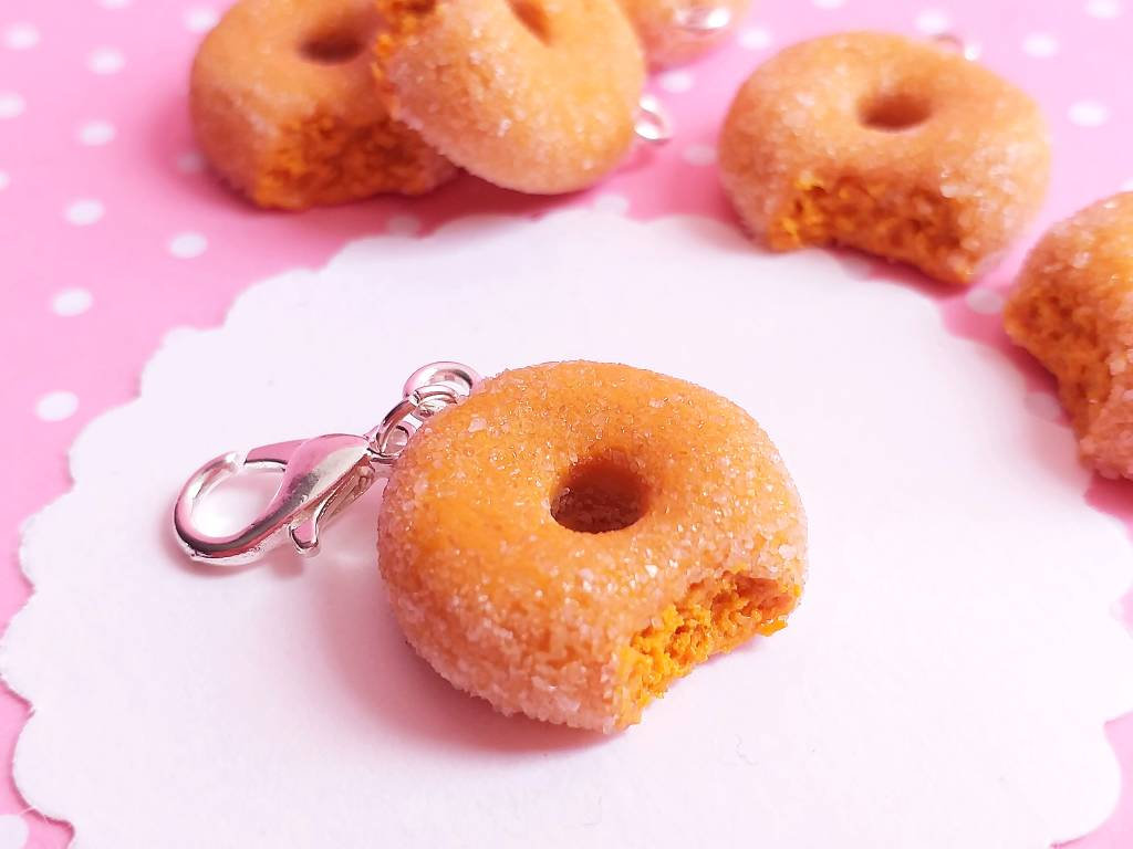 Pumpkin Donut Charm - Miniature Food - Kawaii Charms - Polymer Clay Charms - Food Jewelry - Gift - Necklace Pendant - Food Keychain
