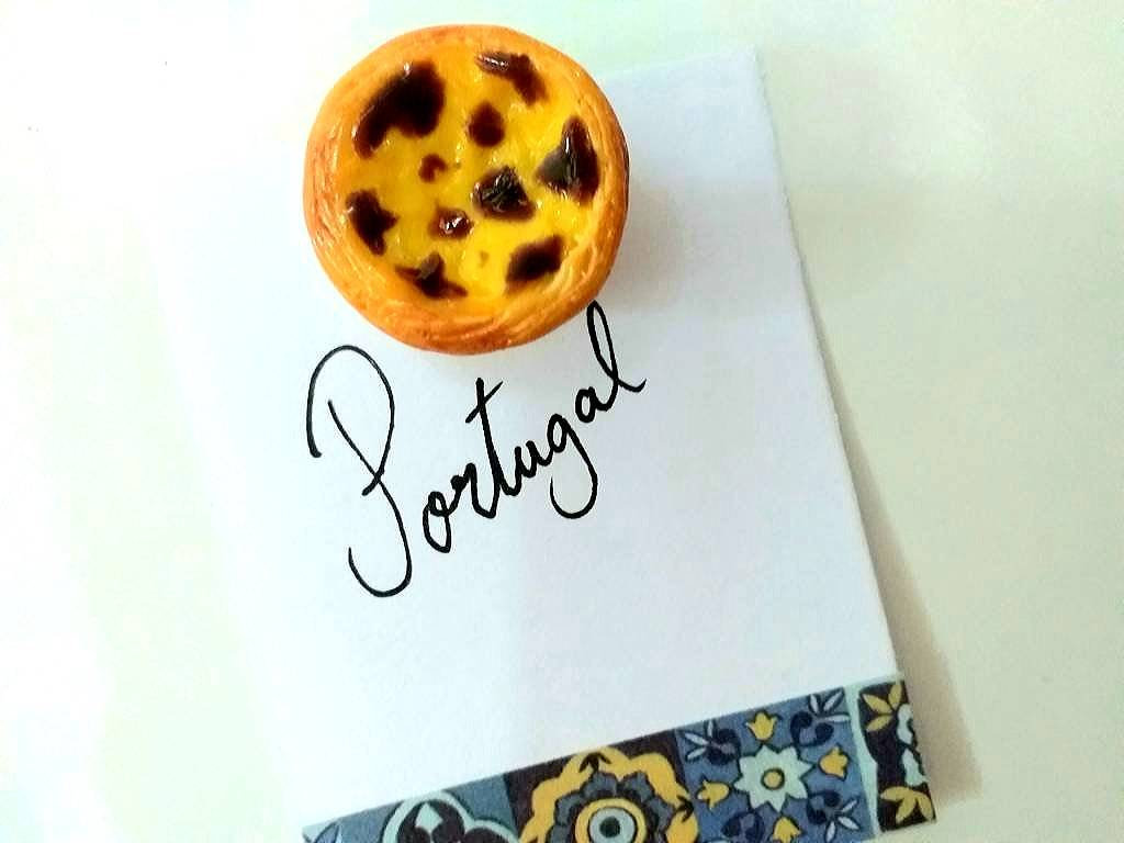Portuguese Egg Tart Magnet, Fridge Magnet - Miniature Food - Kawaii Charms - Polymer Clay Charms - Food Accessories - Gift - Portugal